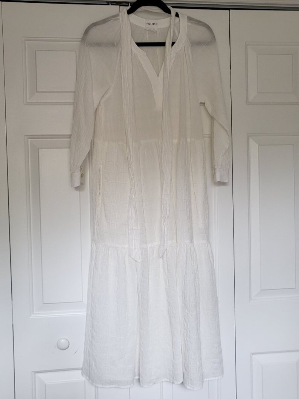 Felicite 100% cotton white long-sleeve dress with pockets - Size XS